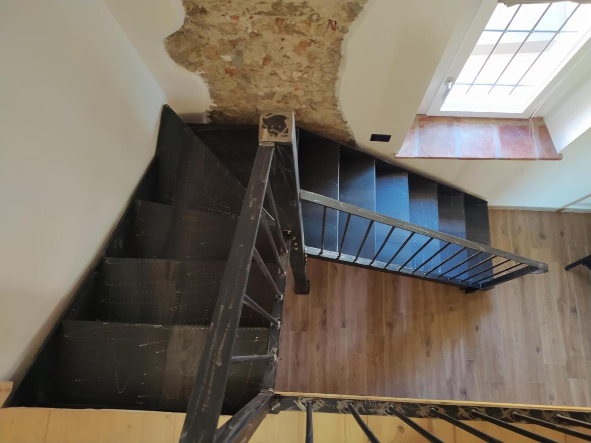 Casa Mantel Holiday Home Panoramic View In Langhe โนเวลโล ภายนอก รูปภาพ