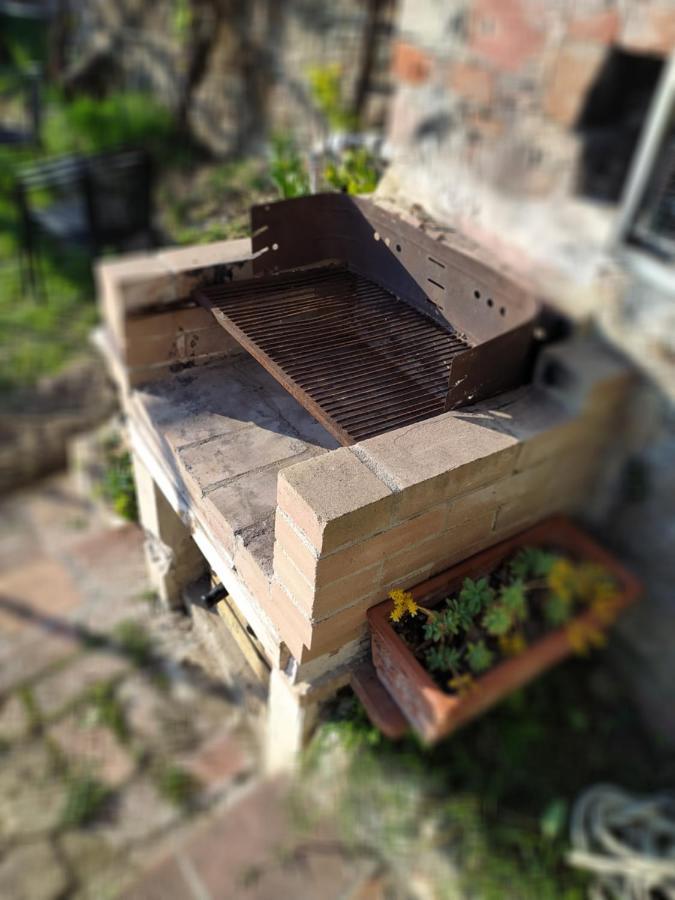 Casa Mantel Holiday Home Panoramic View In Langhe โนเวลโล ภายนอก รูปภาพ