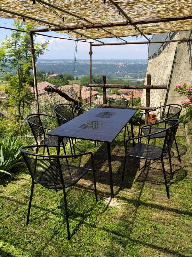Casa Mantel Holiday Home Panoramic View In Langhe โนเวลโล ภายนอก รูปภาพ
